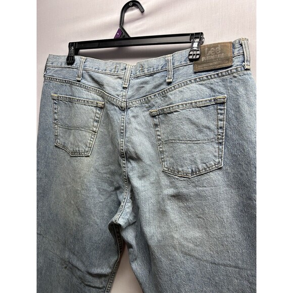Lee Relaxed Fit Jeans Men's 42 X 34 Blue Denim Light Wash Broken In - Picture 6 of 12